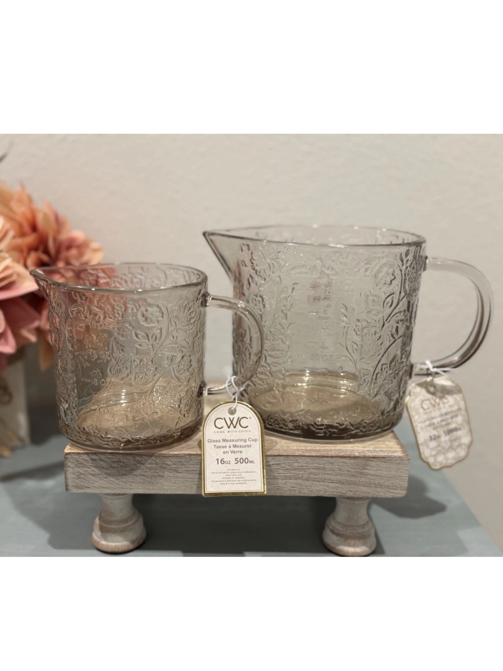 CWC Cook With Color Glass Measuring Cups 16oz & 32oz ~ 2 & 4 Cups CREAM
Floral
